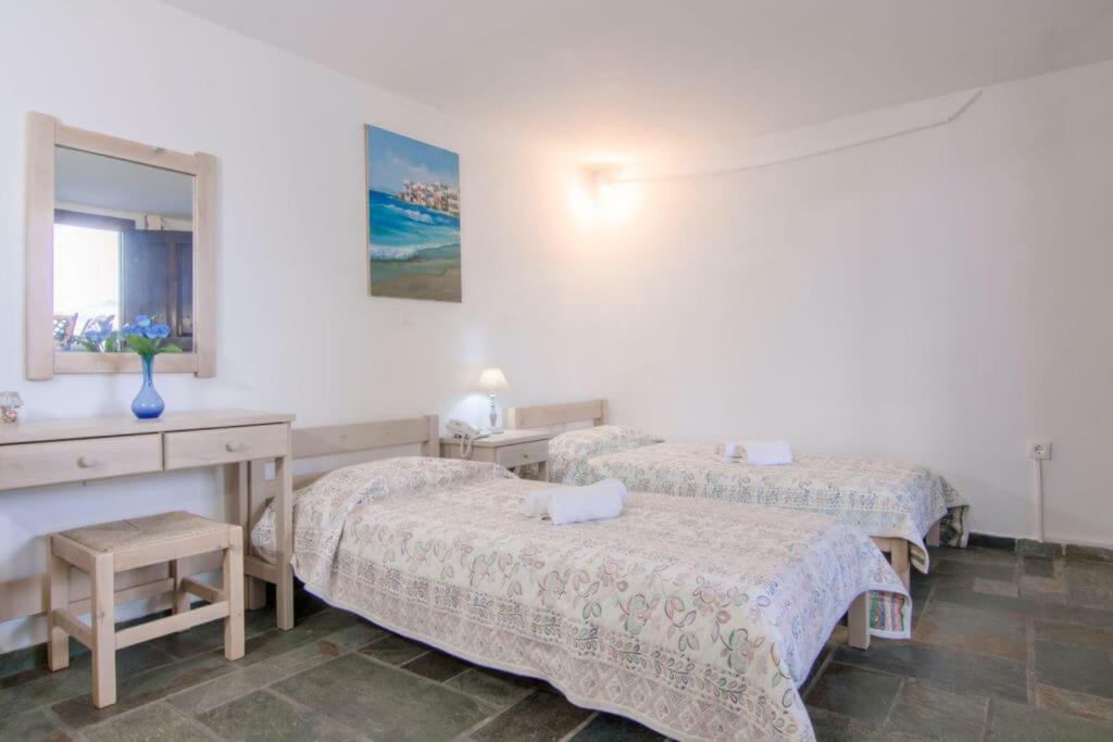 Paros Eden Park Aparthotel ภายนอก รูปภาพ